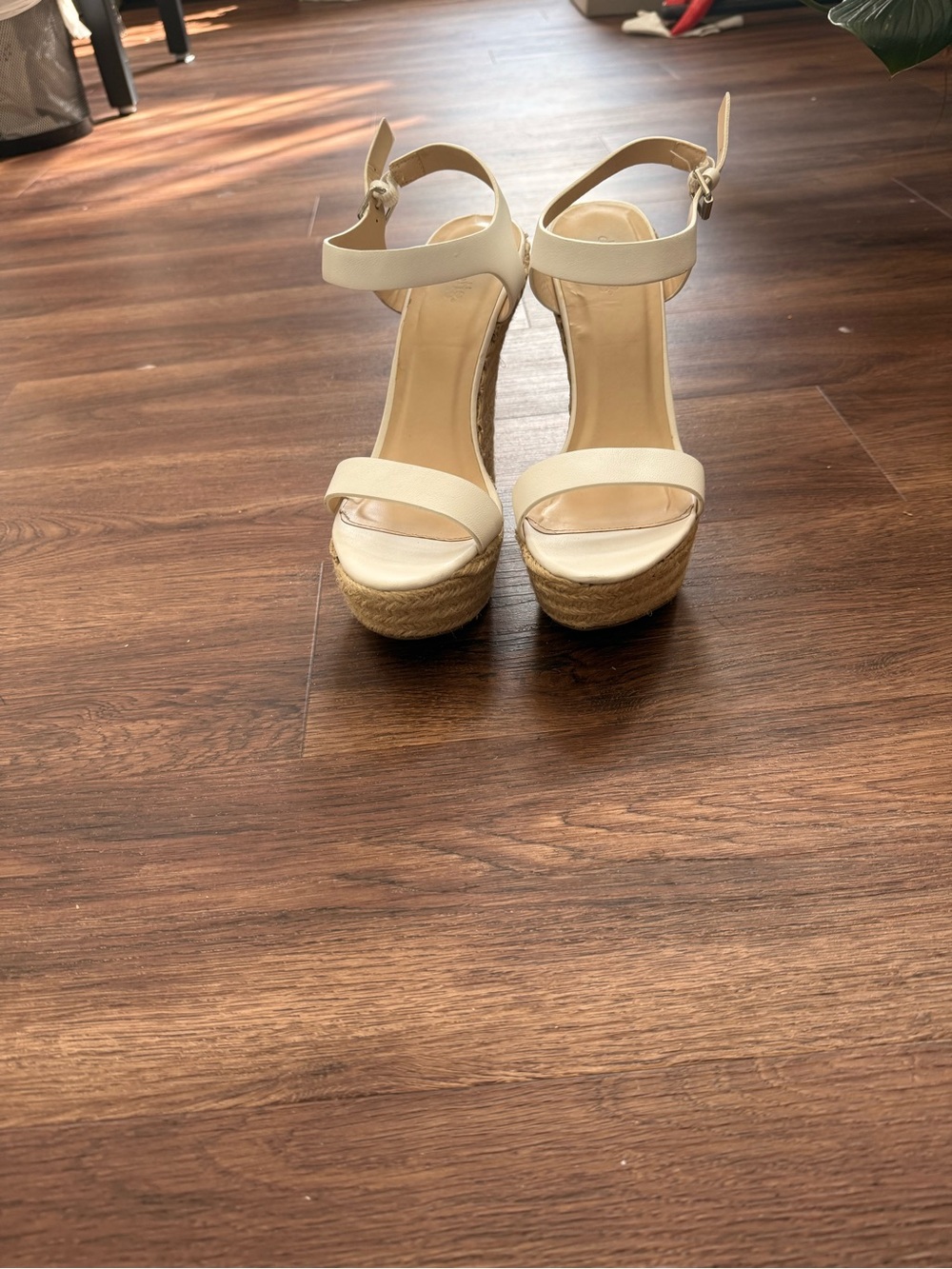 Charlotte Russe Cream Espadrille Platform Wedge Sandals - Picture 4 of 8